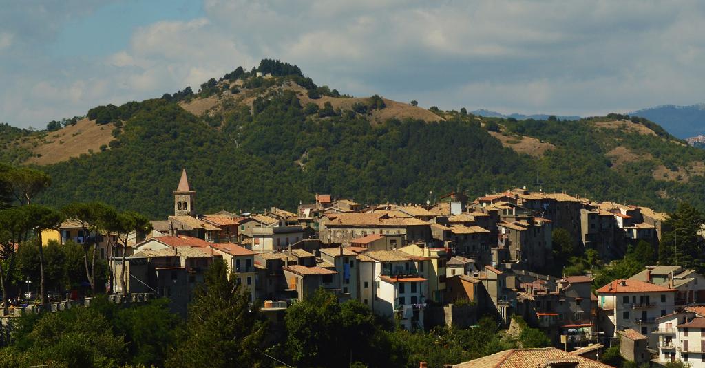 Vista di Affile, patria del vino Cesanese