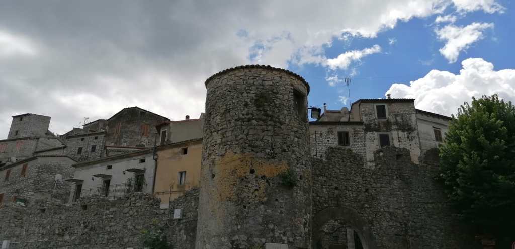 Bassiano - Porta cittadina