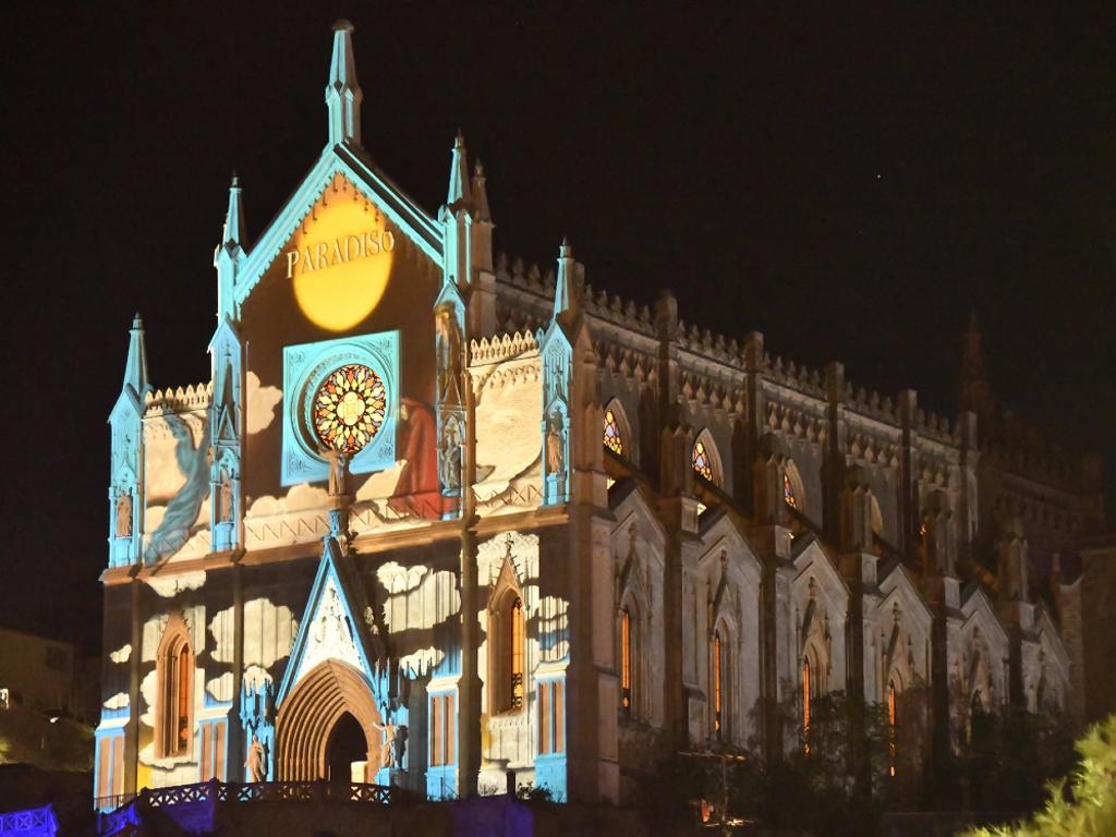 Proiezioni artistiche sul tempio di San Francesco, a Gaeta in occasione dell'evento Favole di Luce. Luminarie e proiezioni artistiche accendono nella cittadina del sud pontino l'atmosfera natalizia